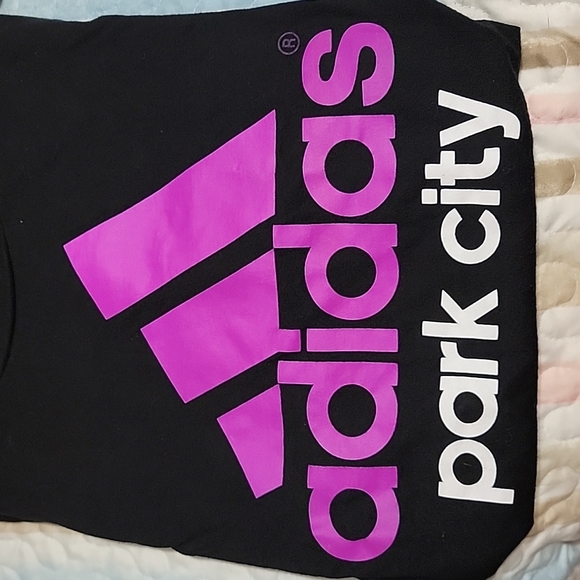 Adidas Park City Tshirt - Picture 2 of 4